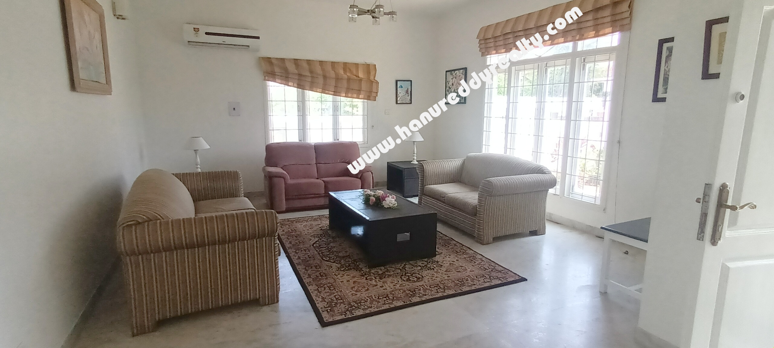 Beautiful Beach viewing 4 BHK Fully furnished Villa for rent at